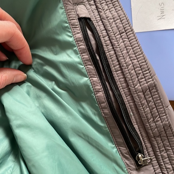 Long Gray EMS Primaloft Ultralight Winter Jacket - Picture 12 of 12